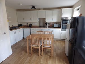 Photo 7- click for photo gallery